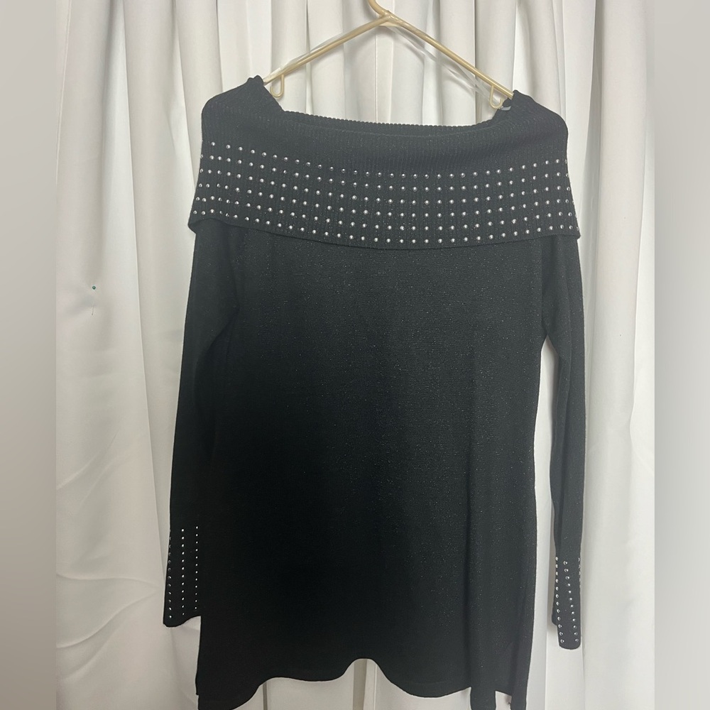 Questions sweater blouse